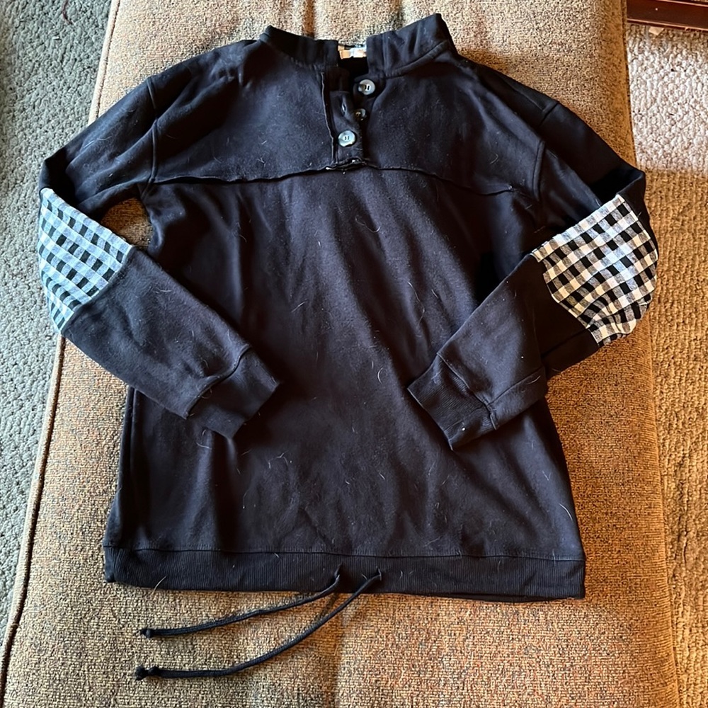 Maurice’s sweatshirt